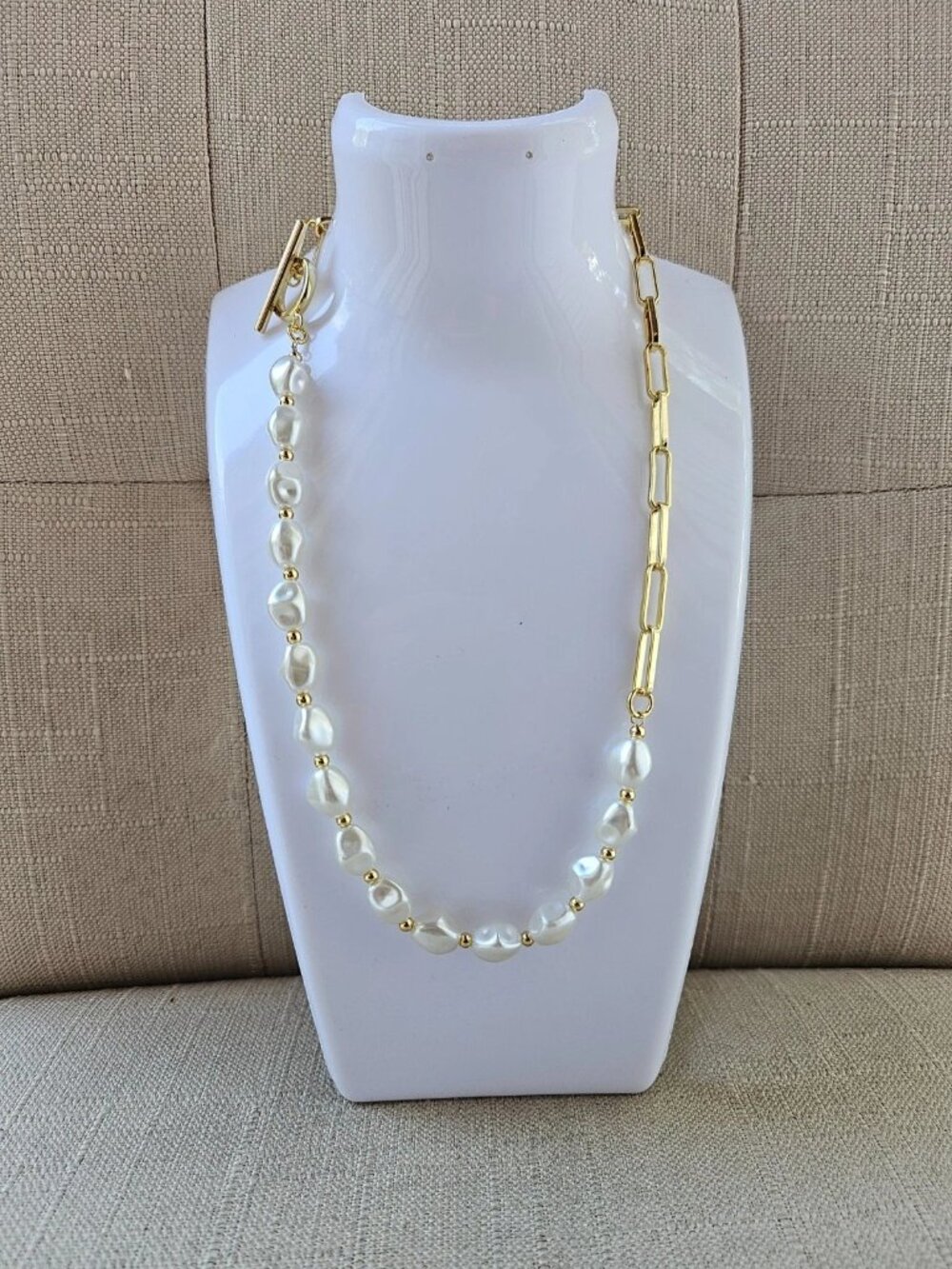 Fashion Necklace Faux Pearl Gold Tone Choker Style Necklace Fashion Jewelry